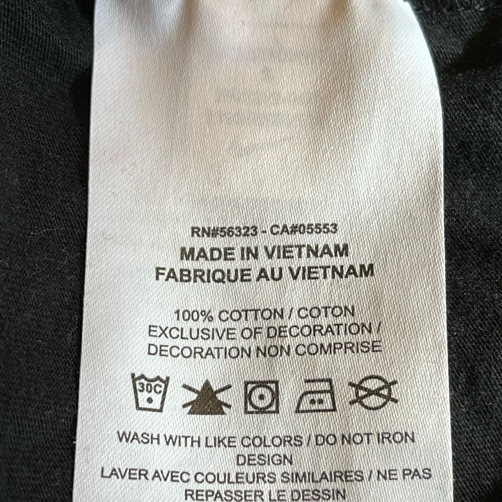 Mens’ Nike LA Lakers Black T-Shirt S (NWOT) - Picture 4 of 4